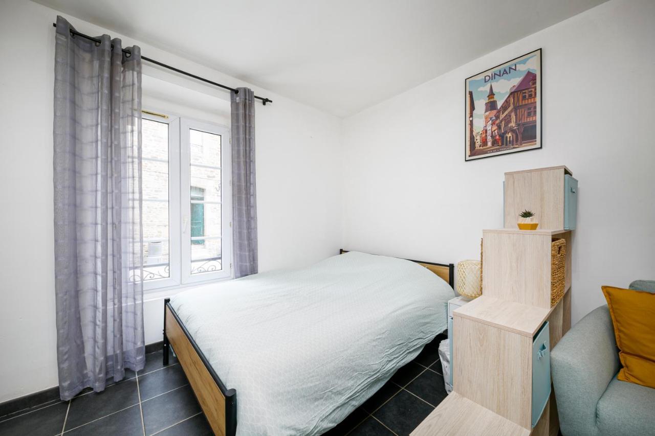 Agreable T1 Situe Au Centre Historique De Dinan Apartman Kültér fotó