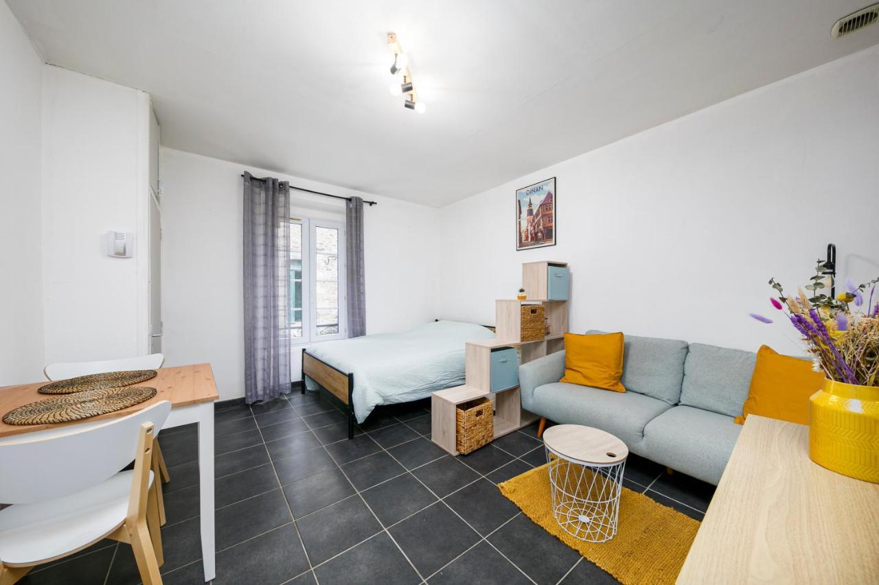 Agreable T1 Situe Au Centre Historique De Dinan Apartman Kültér fotó